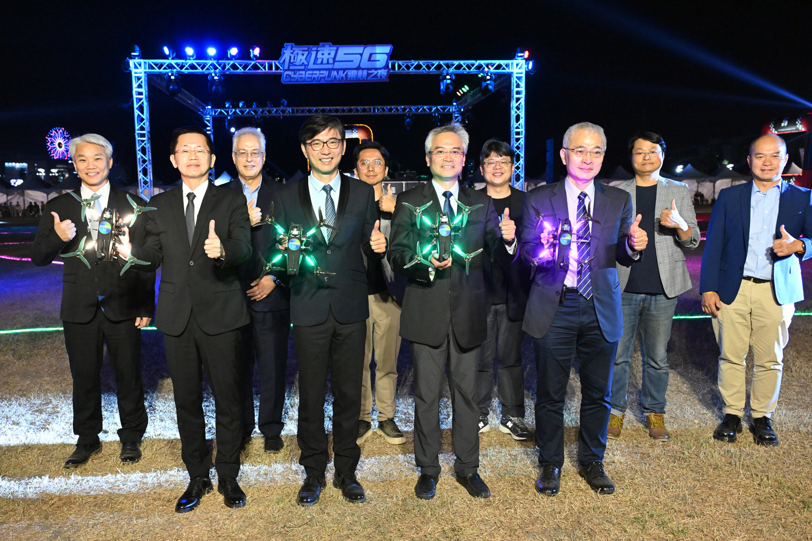 經濟部攜手工研院、仁寶舉辦國際無人機競速大賽　首創5G雙頻專網系統　影像傳輸速度全球最快-圖片